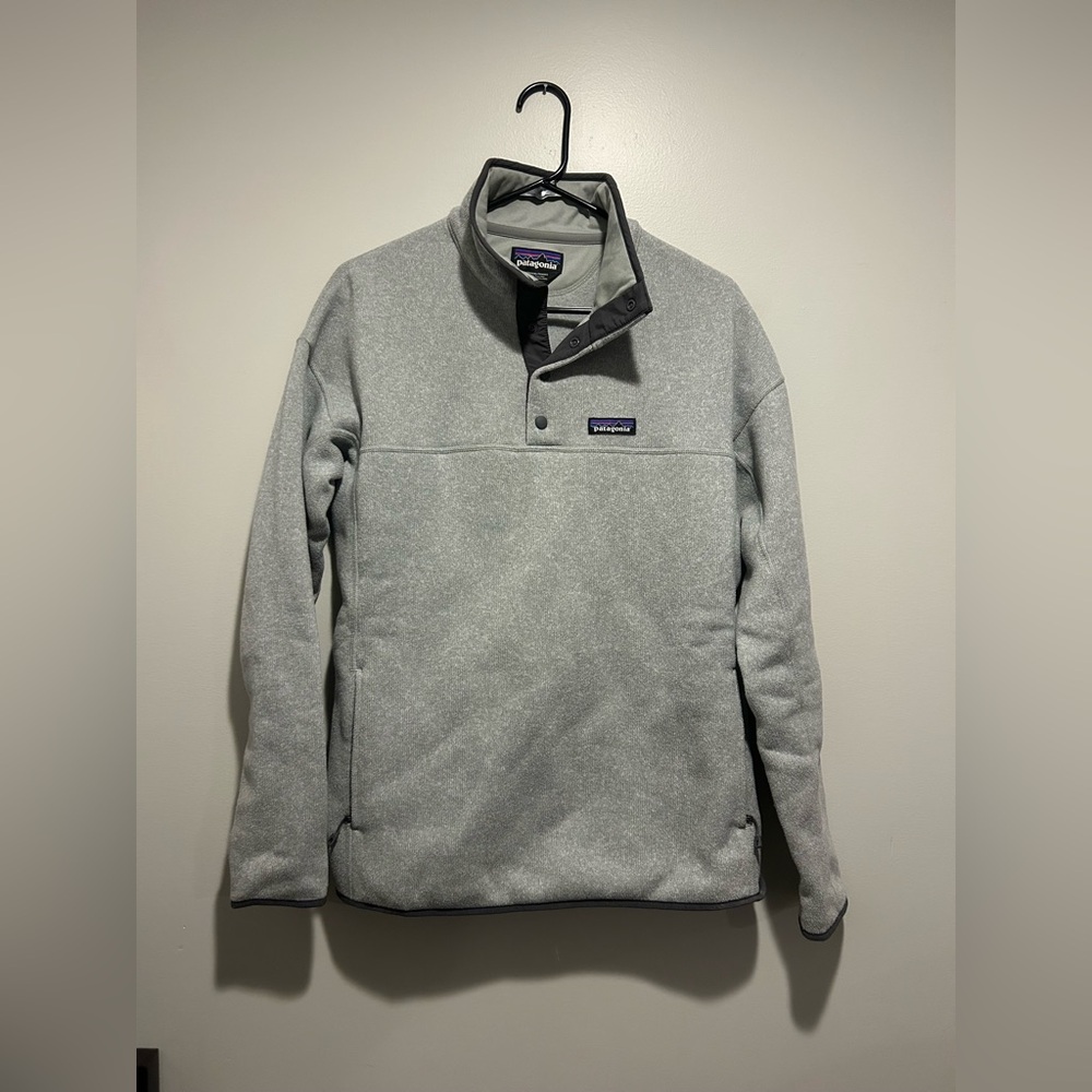 Patagonia Heather Gray Snap-T Fleece